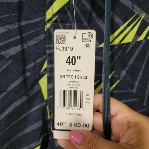 Adidas Men's Shorts Size 28 L 19 Gray- Green Swimwear Floral - Picture 3 of 8